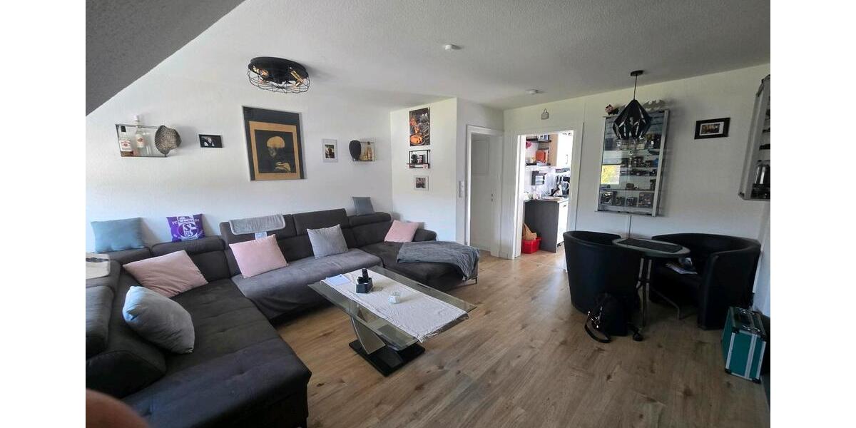 Dachgeschoßwohnung Warstein - 3 Zimmer, 76 m&sup2;, 650&euro; | Angebot:26704148