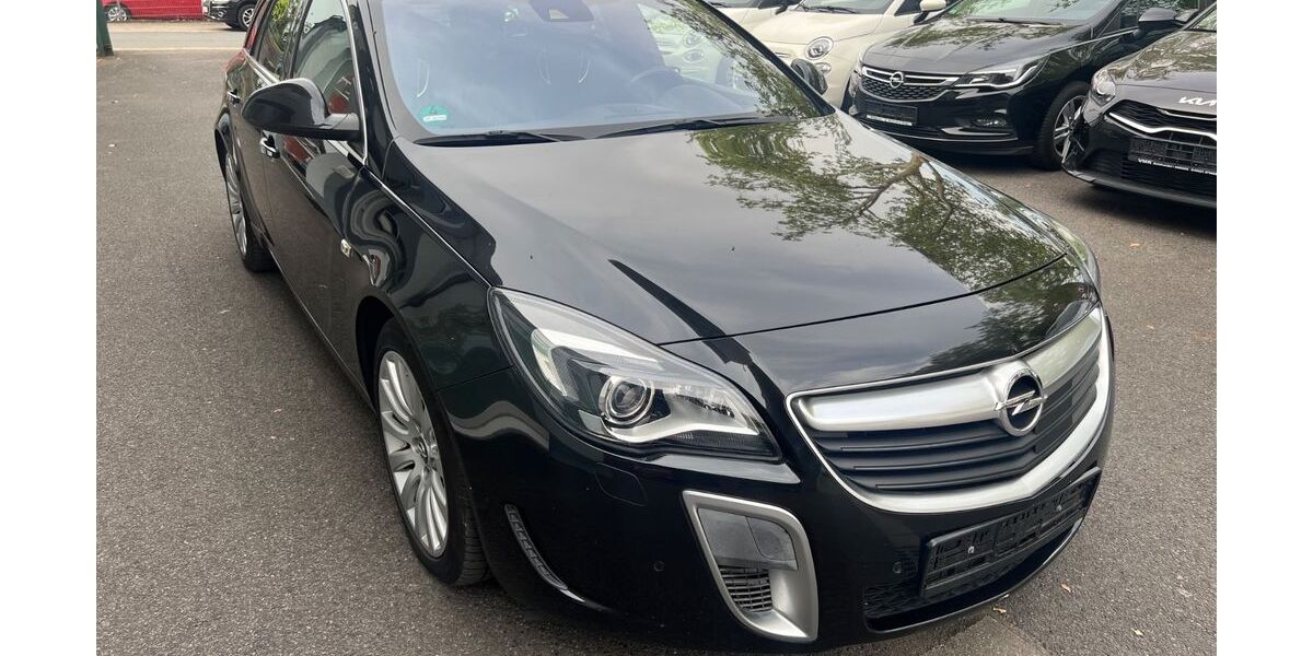 Opel Insignia 122.000 km 13.999 &euro; Recklinghausen 45663