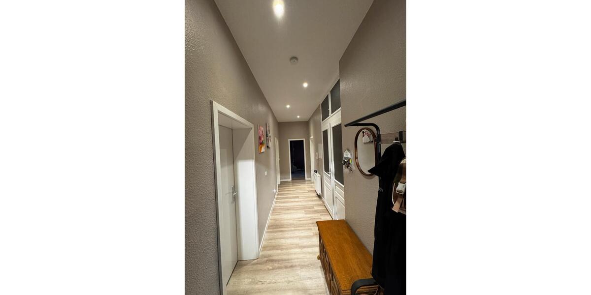 Etagenwohnung Plauen Altstadt - 4 Zimmer, 95 m&sup2;, 107.000&euro; | Angebot:27029009