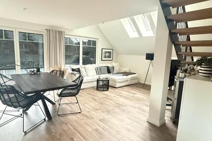 Wunderschöne 4,5 Zimmer Penthouse Wohnung in Halstenbek 4.5 zimmer