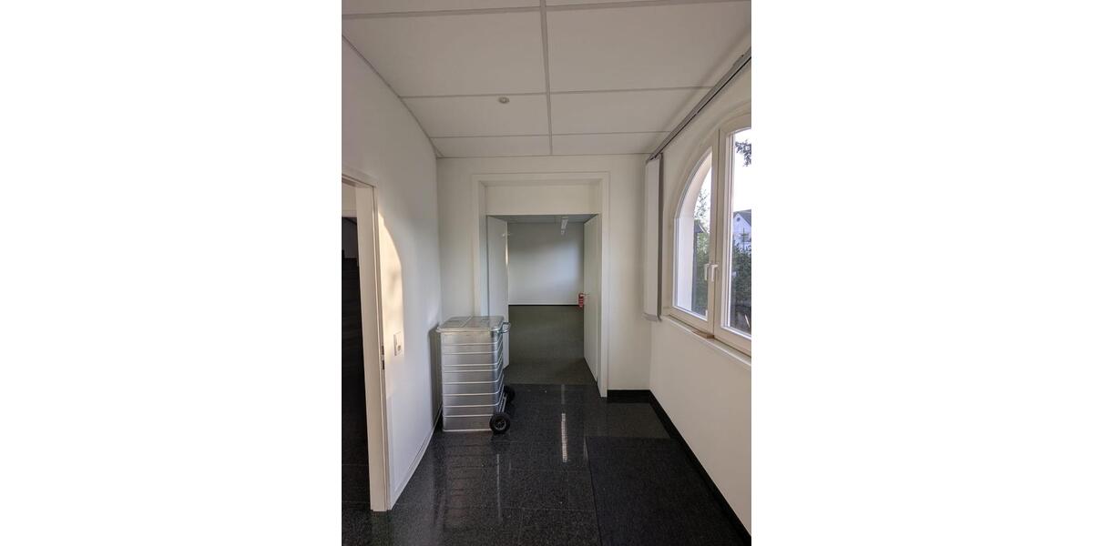 Helles Büro zu vermieten zimmer