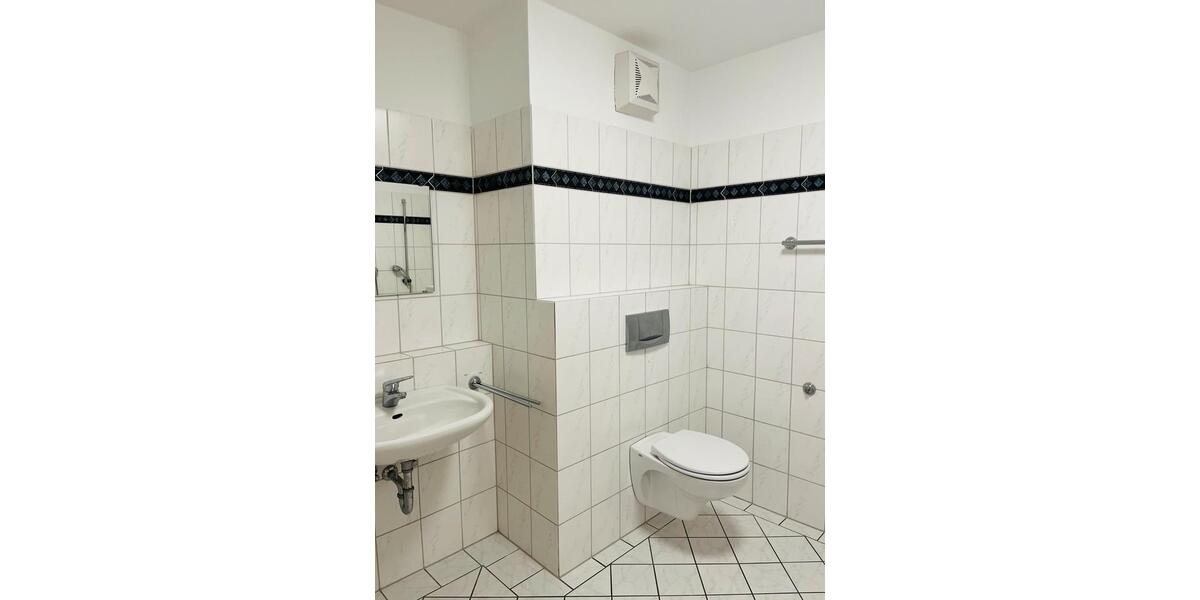 Dachgeschoßwohnung Warburg - 2 Zimmer, 51 m&sup2;, 120.000&euro; | Angebot:25966350