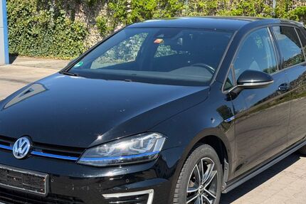 VW Golf 204.000 km 9.590 &euro; Türkheim 86842