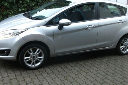 Ford Fiesta 129.800 km 6.500 &euro; Recklinghausen OT Stadtmitte 45657