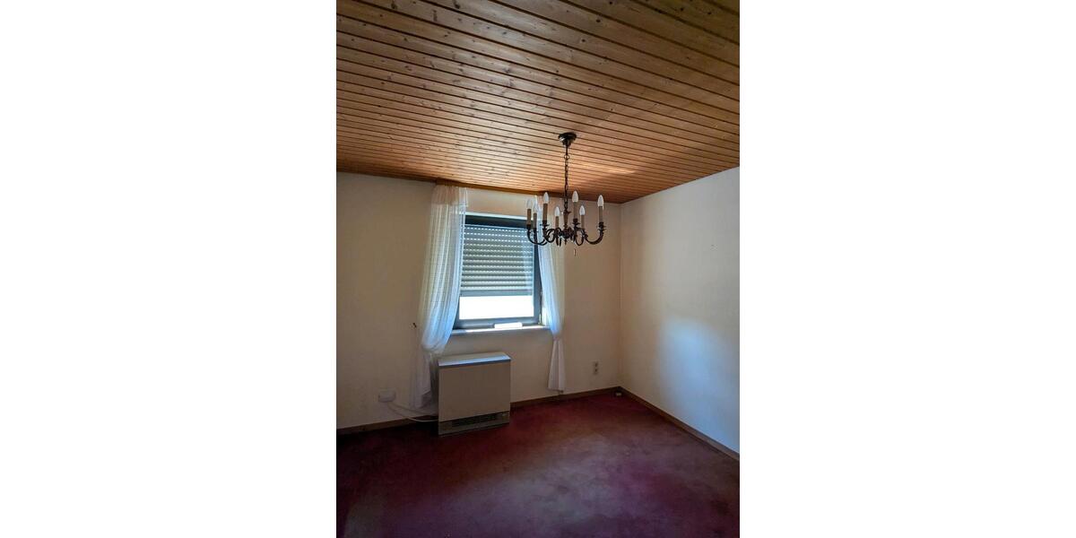 Einfamilienhaus Blieskastel - 5 Zimmer, 156 m&sup2;, 182.000&euro; | Angebot:27014469