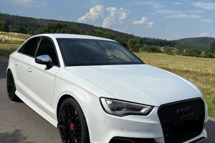 Audi S3 61.572 km 27.500 &euro; Niedernhausen 65527