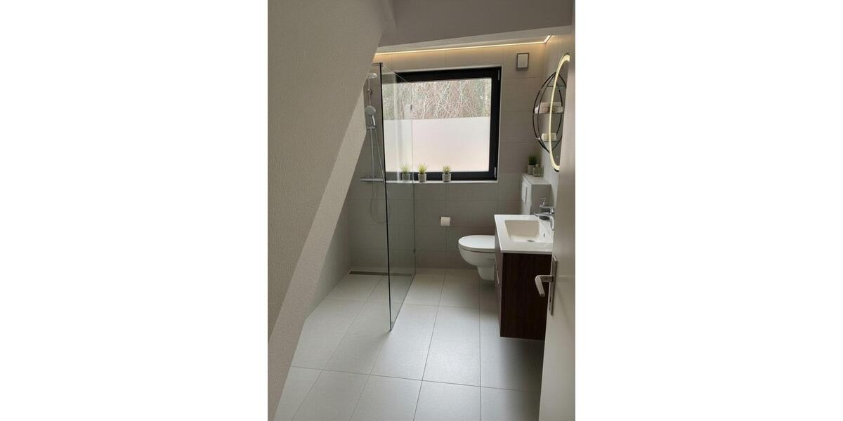 Doppelhaushälfte Nonnweiler - 8 Zimmer, 130 m&sup2;, 80.000&euro; | Angebot:26272171