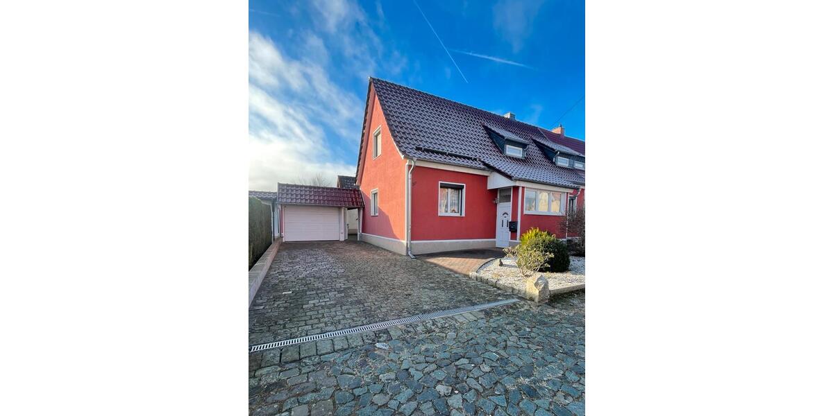 Doppelhaushälfte Halberstadt - 4 Zimmer, 120 m&sup2;, 180.000&euro; | Angebot:26531885