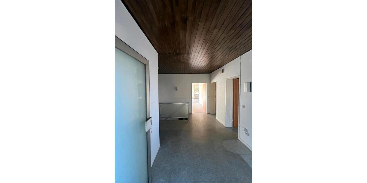 Bungalow Sankt Ingbert - 4 Zimmer, 135 m&sup2;, 260.000&euro; | Angebot:26393813