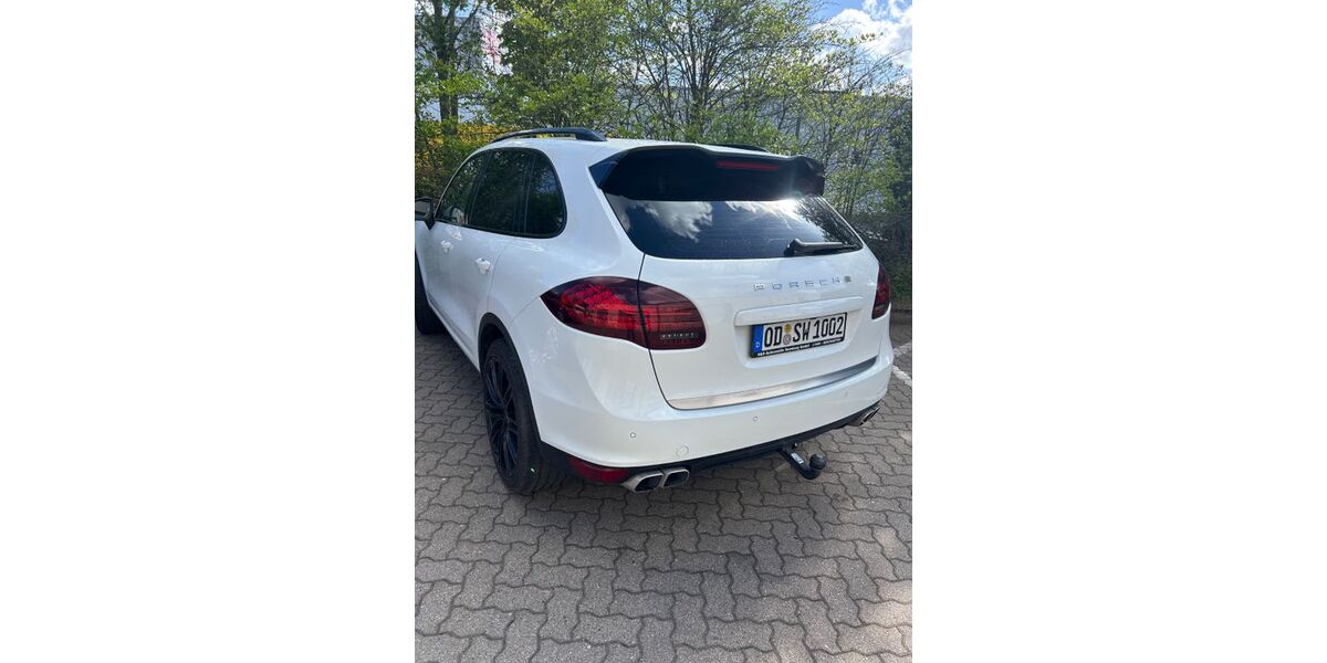 Porsche Cayenne 141.000 km 26.400 &euro; Bad Oldesloe 23843