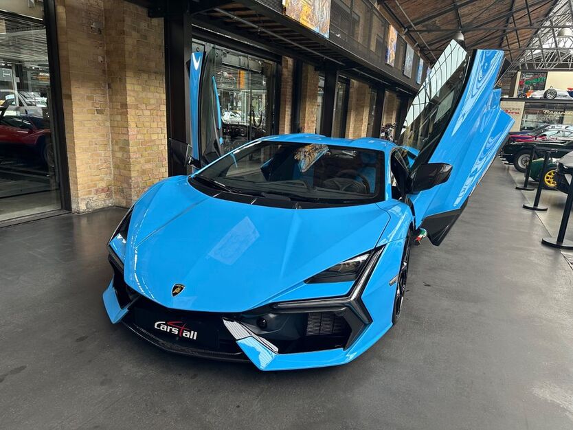 Lamborghini Revuelto 5.700 km 624.900 € Berlin 10553