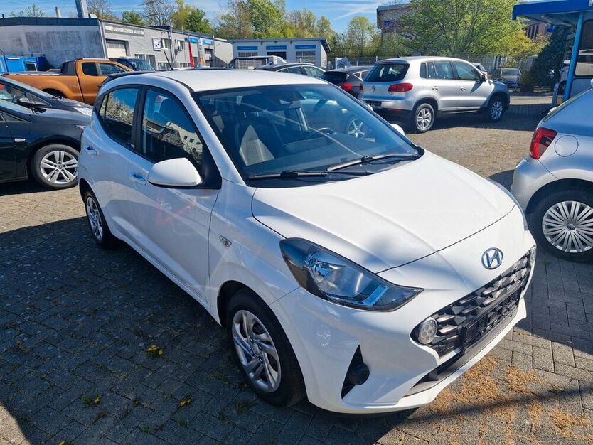 i10