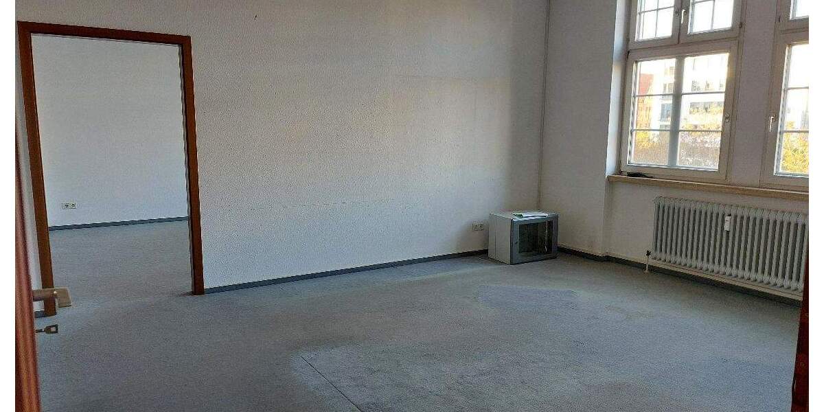 Gewerbeobjekt Saarbrücken St Johann - 5 Zimmer, 120 m&sup2;, 990&euro; | Angebot:26451046
