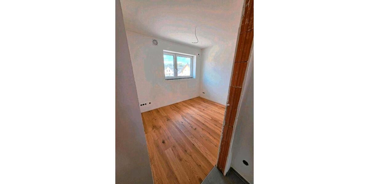 Doppelhaushälfte Regensburg Brandlberg - 5 Zimmer, 150 m&sup2;, 2.760&euro; | Angebot:26278685