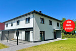 HORN IMMOBILIEN++ Neubrandenburg, große und neuwertige Doppelhaushälfte mit Kamin, EBK, E-Ladestation 6 zimmer