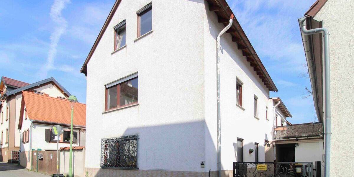 Etagenwohnung Frankfurt am Main Seckbach - 2 Zimmer, 82 m&sup2;, 329.000&euro; | Angebot:26344698