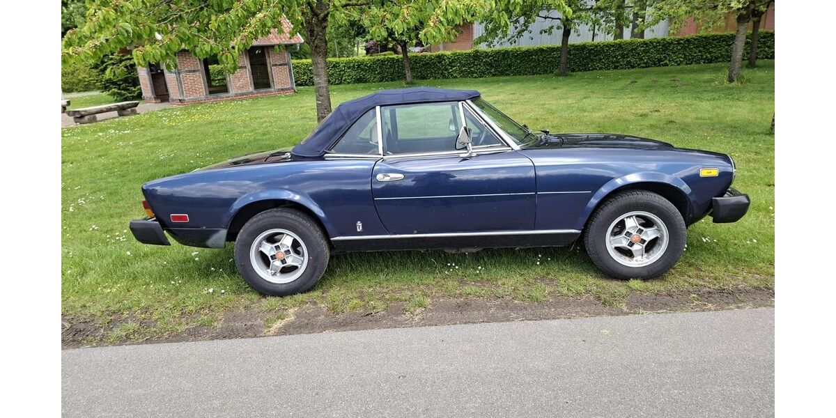 Fiat 124 Spider 125.000 km 7.500 &euro; Hamburg 22765