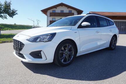 Ford Focus 165.300 km 8.900 &euro; Griesstätt 83556