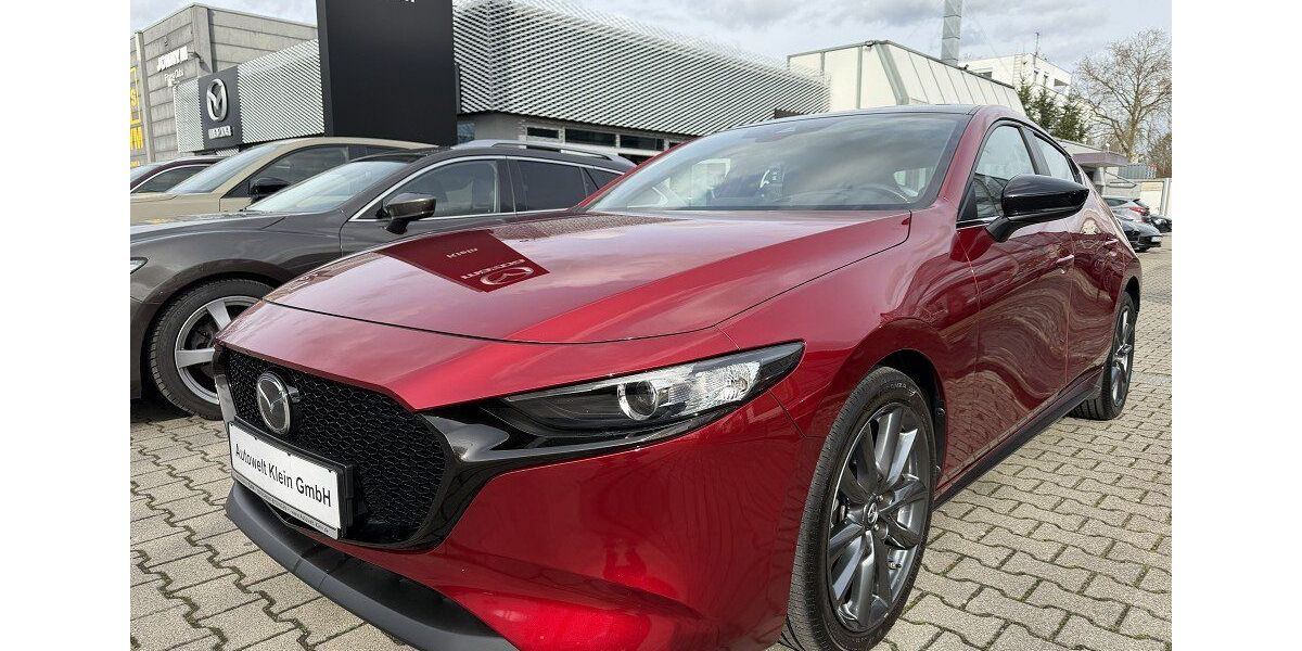 Mazda 3 15.024 km 18.450 &euro; Bietigheim-Bissingen 74321