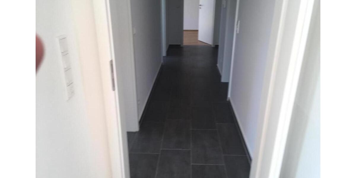 Etagenwohnung Mühldorf am Inn - 3 Zimmer, 85 m&sup2;, 1.065&euro; | Angebot:26658340