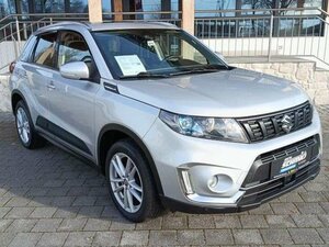 Suzuki Vitara 1.4 Boost 5D A/T Comfort+ Allgrip 102.576 km 15.960 € Höhenkirchen-Siegertsbrun 85635