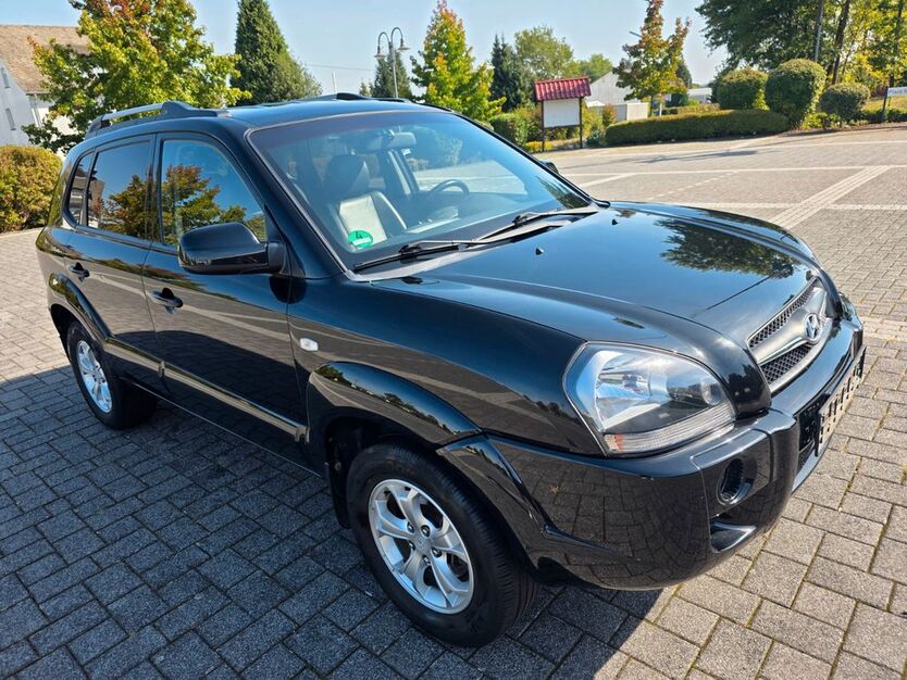 Hyundai TUCSON 128.900 km 4.999 € Ebernhahn 56424