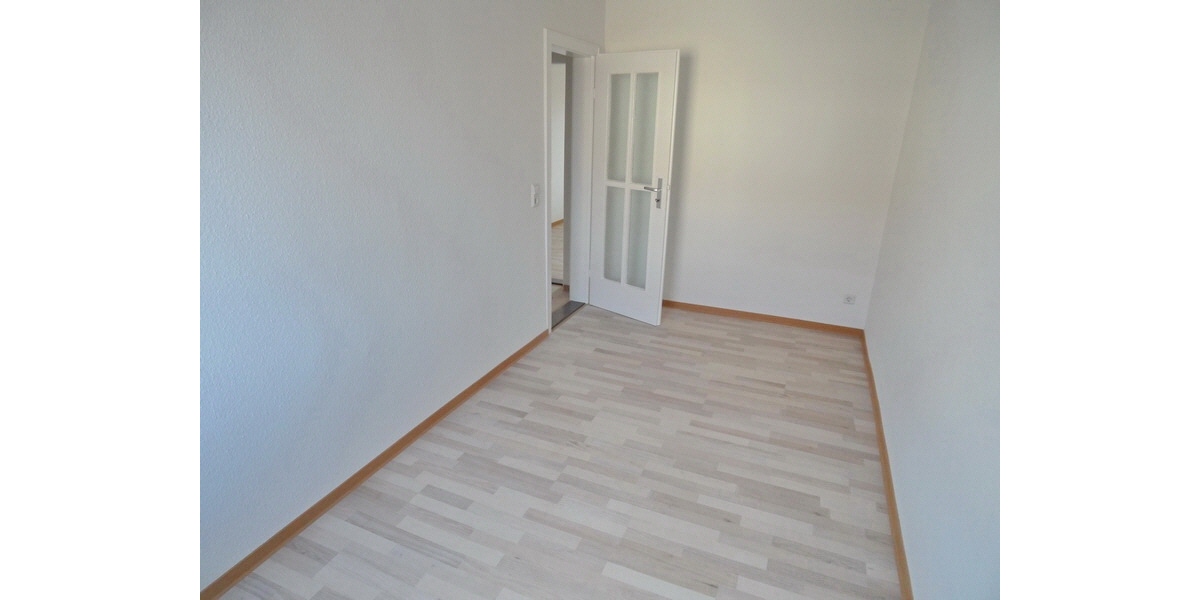 Praktische, kleine 3-Zi.-Wohnung in ruhiger Lage - 3- Gotha Str.d.Einheit WE 31 | Angebot:27100713