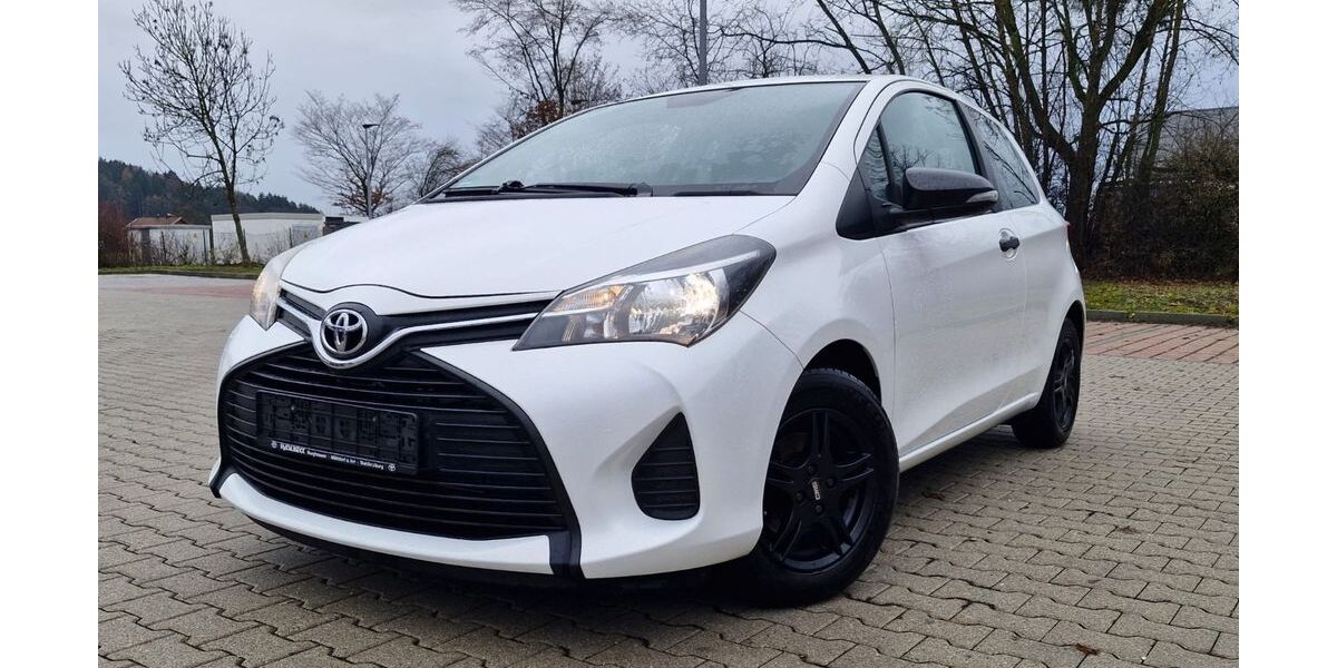 Toyota Yaris 181.000 km 4.900 &euro; Burghausen 84489