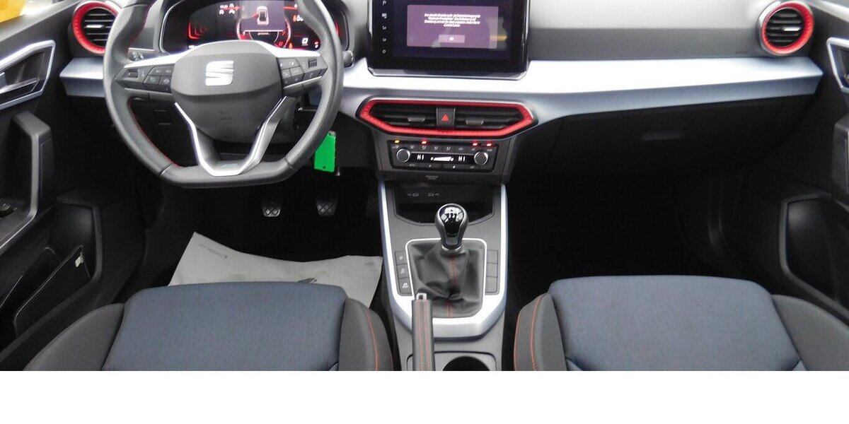 Seat Arona 1.0 FR-Line TSI BMT Navi Klima Alu 9.900 km 17.990 &euro; Vordorf 38533