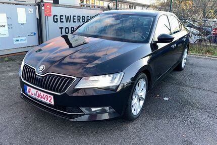 Skoda Superb 224.000 km 14.000 &euro; Winsen/Luhe 21423