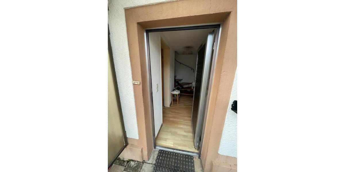 Einfamilienhaus Hennef (Sieg) - 2 Zimmer, 60 m&sup2;, 128.000&euro; | Angebot:27119870