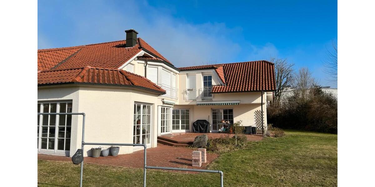 Einfamilienhaus Hilter am Teutoburger Wald - 14 Zimmer, 500 m&sup2;, 810.000&euro; | Angebot:25173979