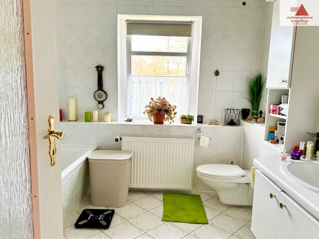 Mehrfamilienhaus, Wohnhaus Lengefeld / Lippersdorf Lippersdorf - 1 Zimmer, 256 m&sup2;, 159.000&euro; | Angebot:25744559