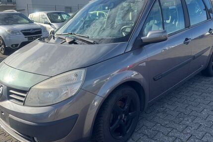 Renault Scenic 135.000 km 1.200 &euro; Beselich- Obertiefenbach 65614