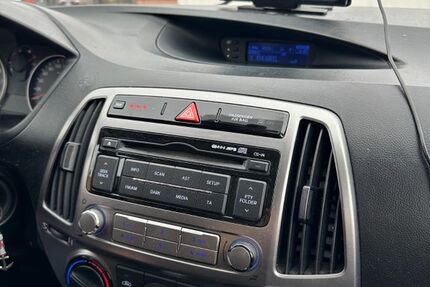 Hyundai i20 45.680 km 5.800 &euro; Berlin 13439