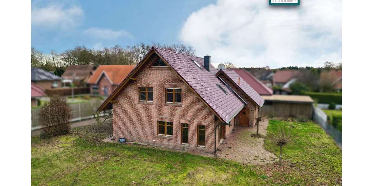 Einfamilienhaus Lähden - 8 Zimmer, 207 m&sup2;, 270.000&euro; | Angebot:26980655
