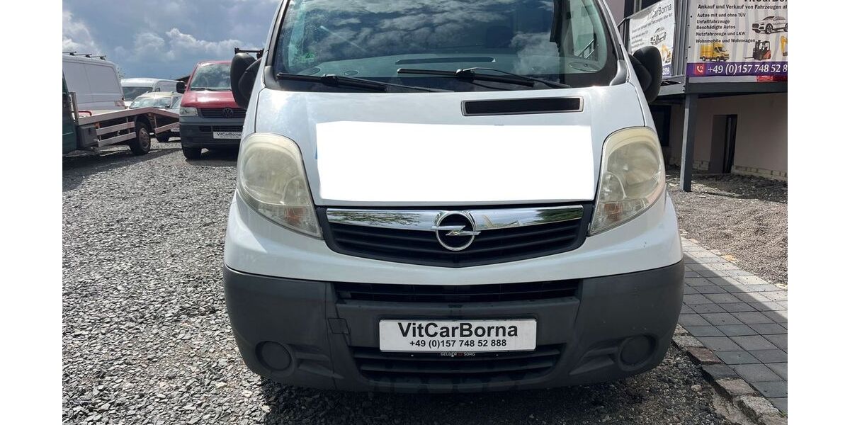 Opel Vivaro 200.383 km 2.699 &euro; Borna 04552