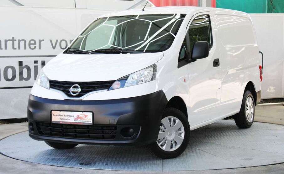 NV200