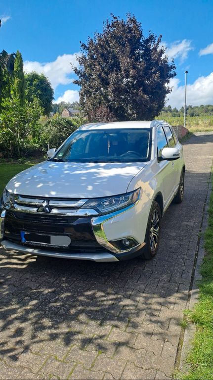 Mitsubishi Outlander 164.000 km 13.500 € Rüdesheim 65385