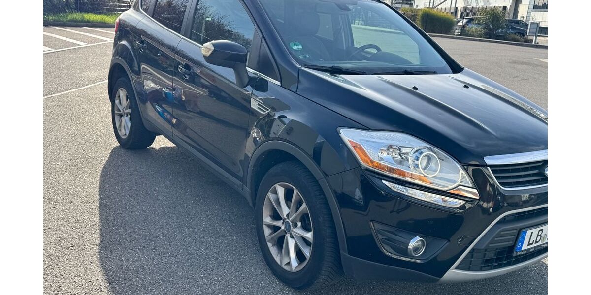 Ford Kuga 208.000 km 4.900 &euro; Bönnigheim 74357