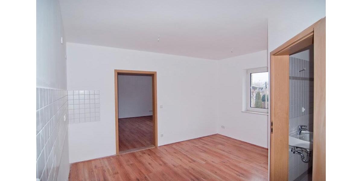 Etagenwohnung Zehdenick - 1 Zimmer, 42 m&sup2;, 300&euro; | Angebot:26253885