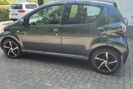 Toyota Aygo (X) 109.000 km 3.980 &euro; Meckenheim 53340