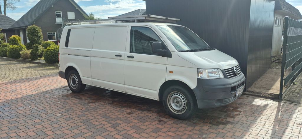 VW T5 Transporter 151.472 km 9.200 &euro; Friesoythe 26169