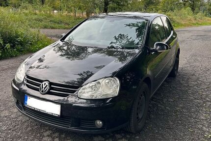 VW Golf 178.000 km 3.970 € Wiesen 63831