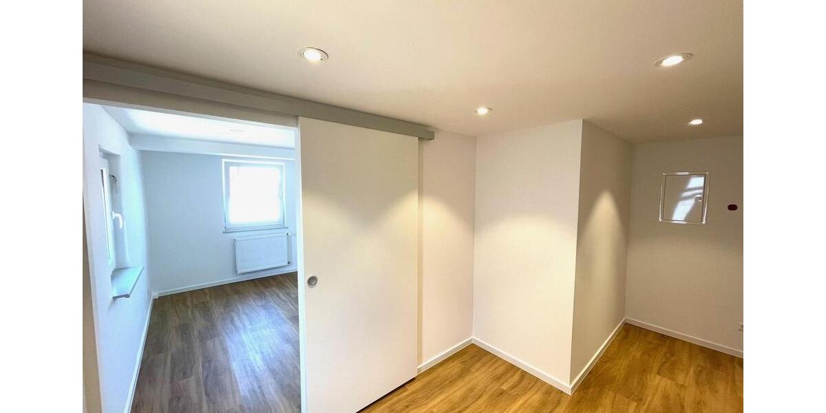 Terrassenwohnung Durmersheim - 4 Zimmer, 120 m&sup2;, 1.400&euro; | Angebot:26058911