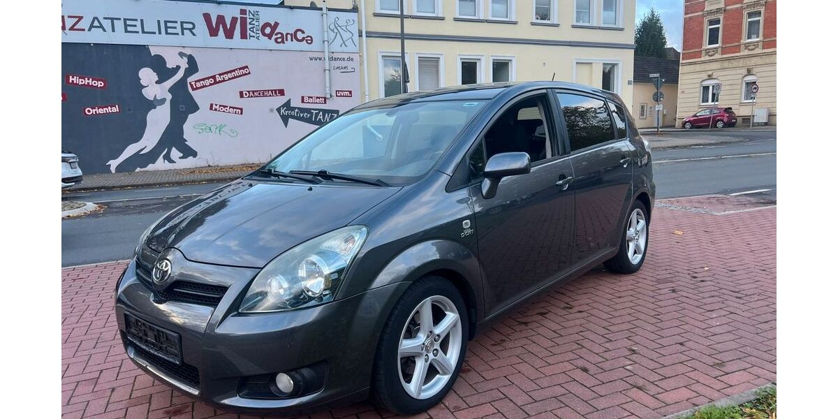 Toyota Corolla Verso 208.000 km 3.790 &euro; Recklinghausen 45657
