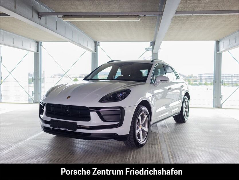 Porsche Macan 33.000 km 66.880 € Friedrichshafen 88045