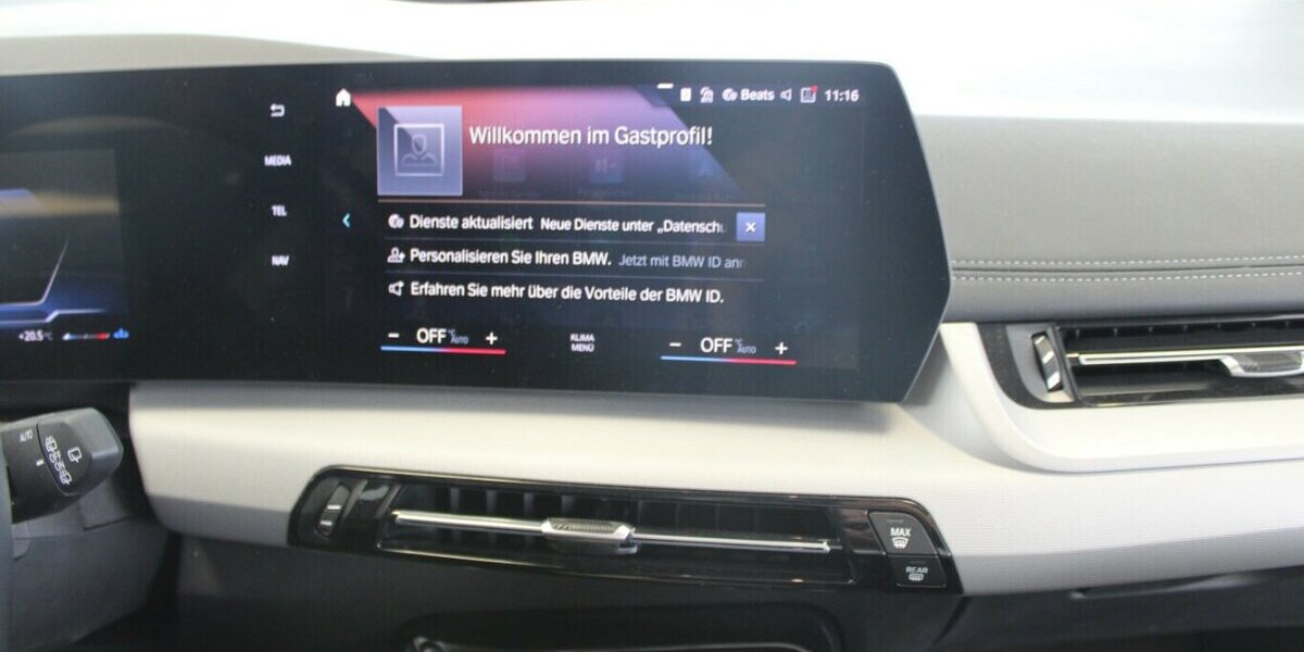 BMW 218 Active Tourer Aut. 32.270 km 25.980 &euro; Euskirchen 53881