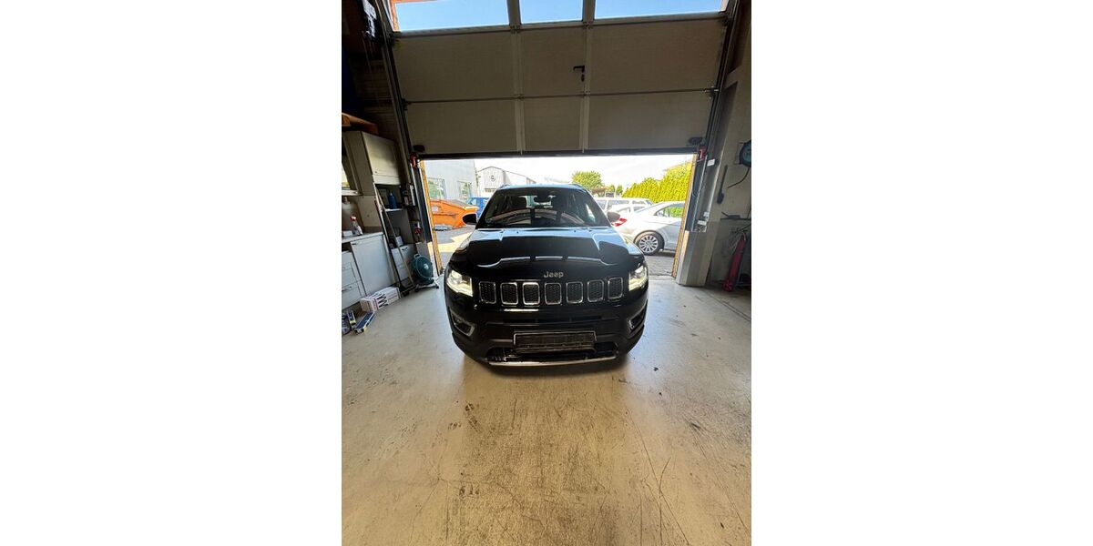 Jeep Compass 87.000 km 16.490 &euro; Schwäbisch Gmünd 73529