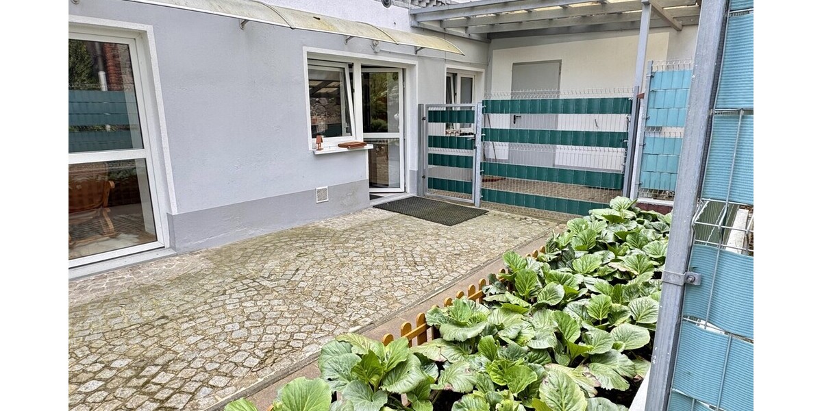 HORN IMMOBILIEN ++ großzügige Wohnung mit Terrasse und Garage in Grambow bei Löcknitz - Erdgeschoßwohnung Grambow | Angebot:26974625